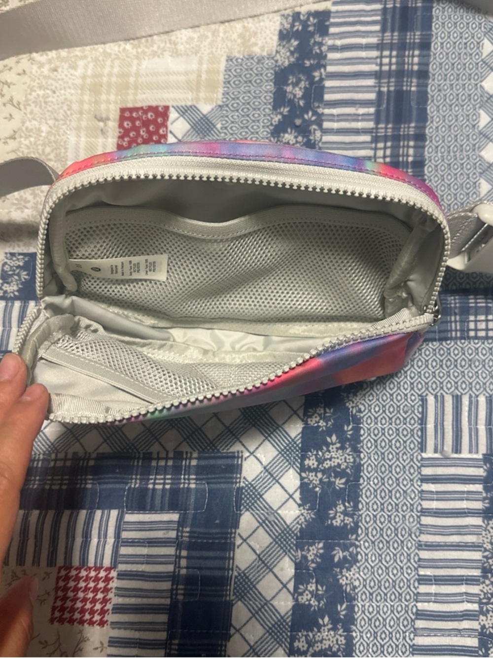 lululemon athletica Iridescent Multi-Color Belt Bag - Picture 3 of 3